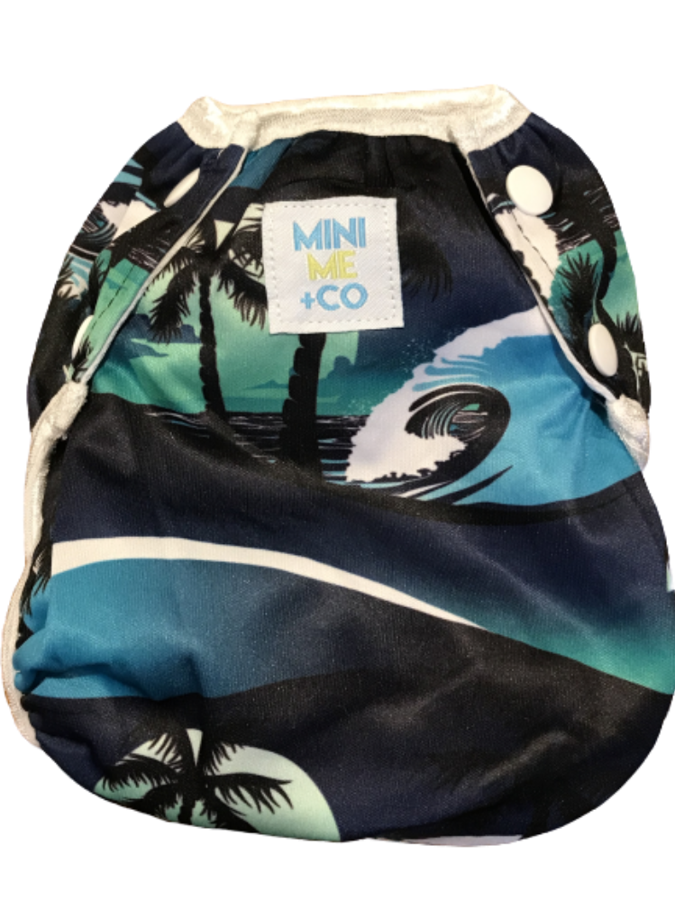 Eco-friendly, adjustable large swim nappy by Mini Me & Co, featuring a soft mesh lining and leak-proof design for worry-free pool time.
