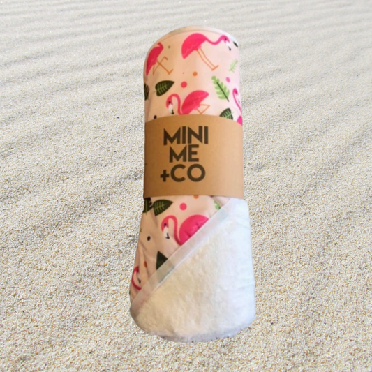 Mini Me & Co feather baby hooded towel, ideal for drying and cuddling babies in style and comfort.